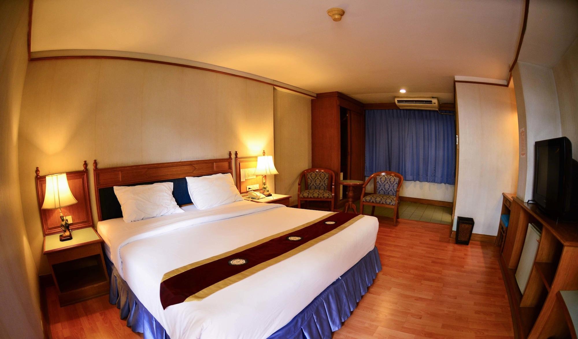 Silom Village Inn Bangkok Dış mekan fotoğraf