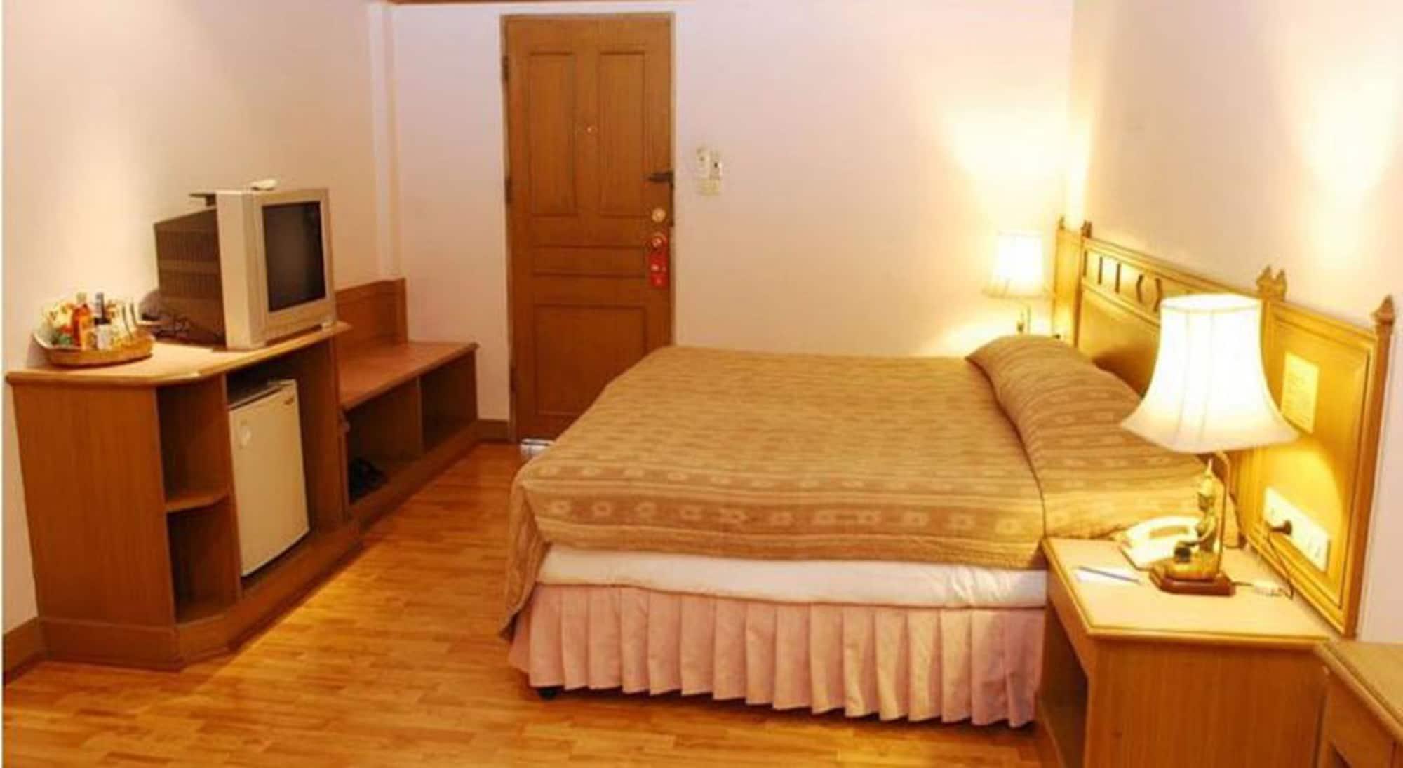 Silom Village Inn Bangkok Dış mekan fotoğraf