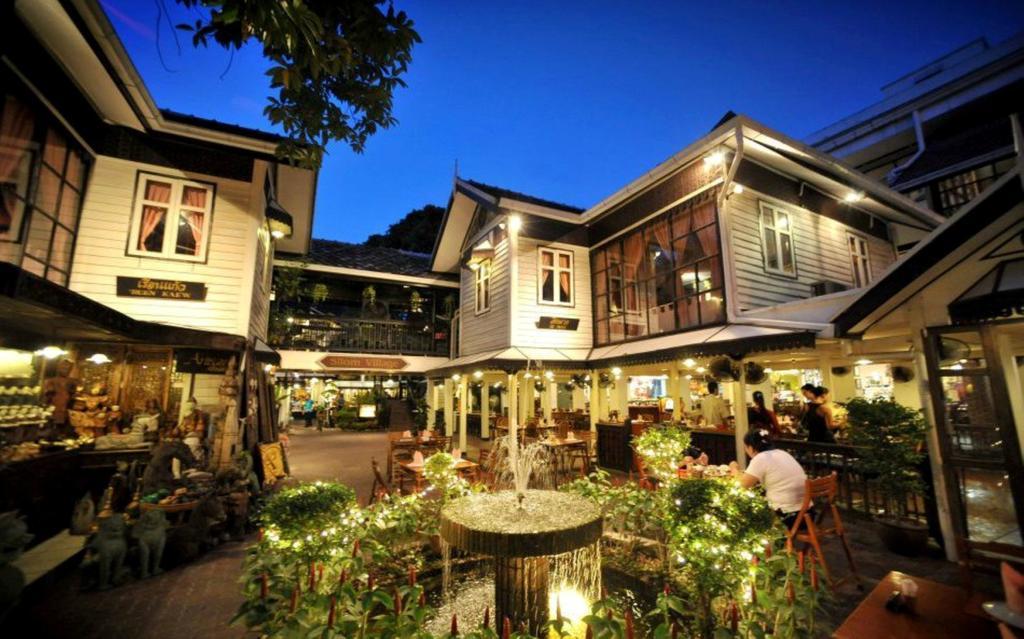 Silom Village Inn Bangkok Dış mekan fotoğraf