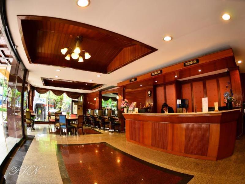 Silom Village Inn Bangkok Dış mekan fotoğraf
